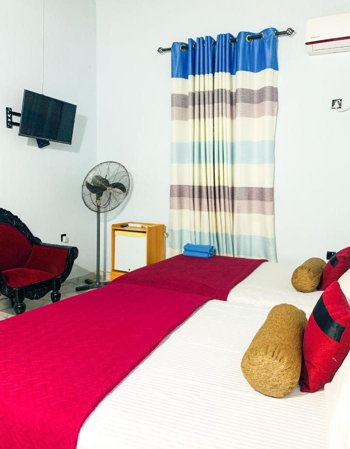Marathona Tourist Resort - Anuradhapura Zewnętrze zdjęcie